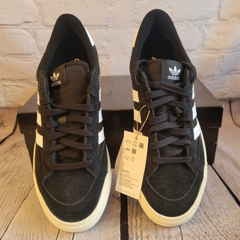 Adidas Nora Skate Shoe